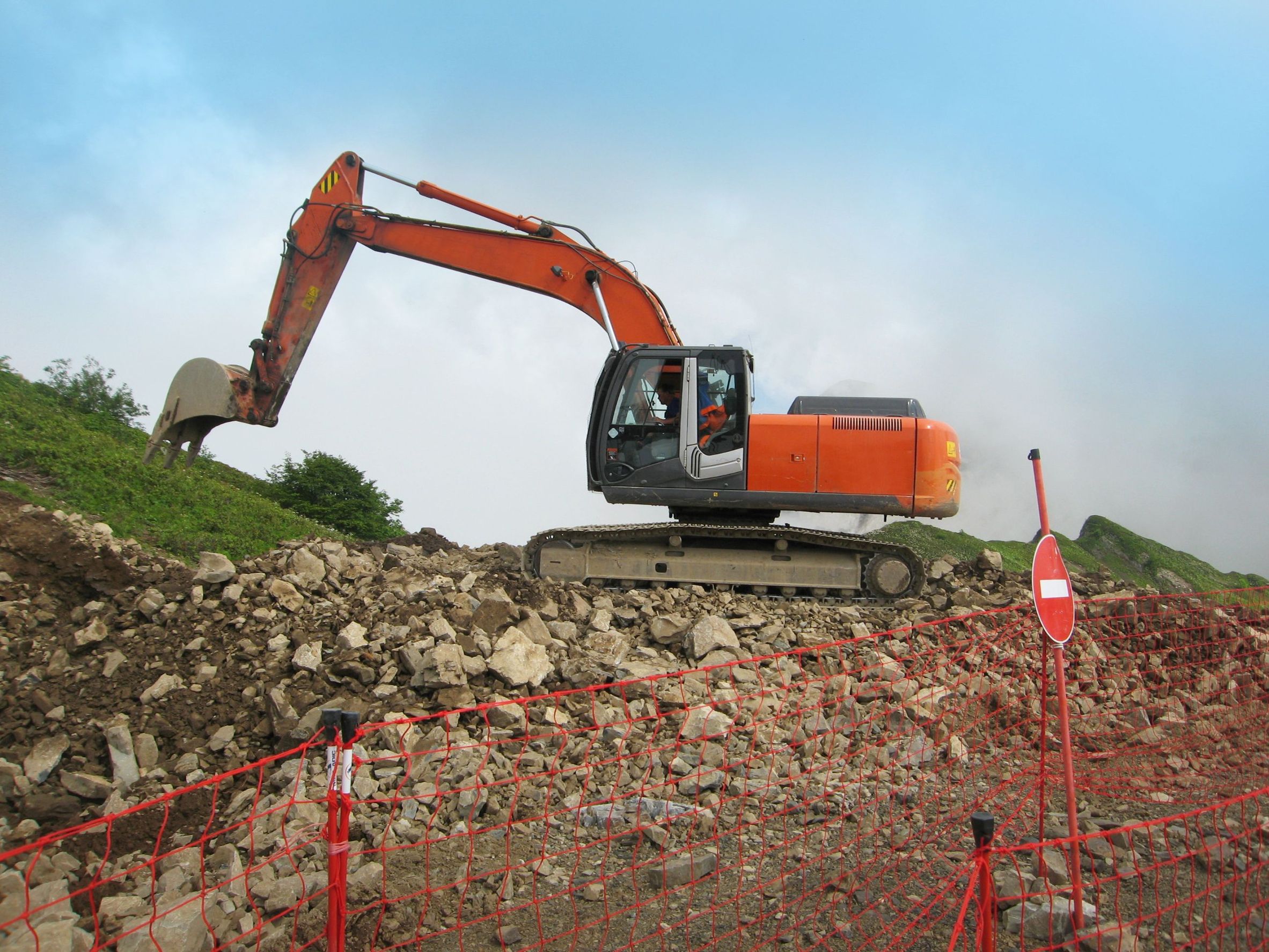 Construction Equipment Rental in Columbus OH Simplifies Your Project Logistics
