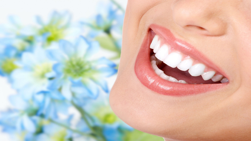 The Advantages Of Choosing Teeth Implants For Your Smile