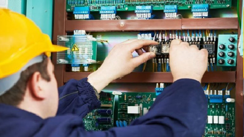 Signs a Home Needs New Electrical Wiring in Newnan GA