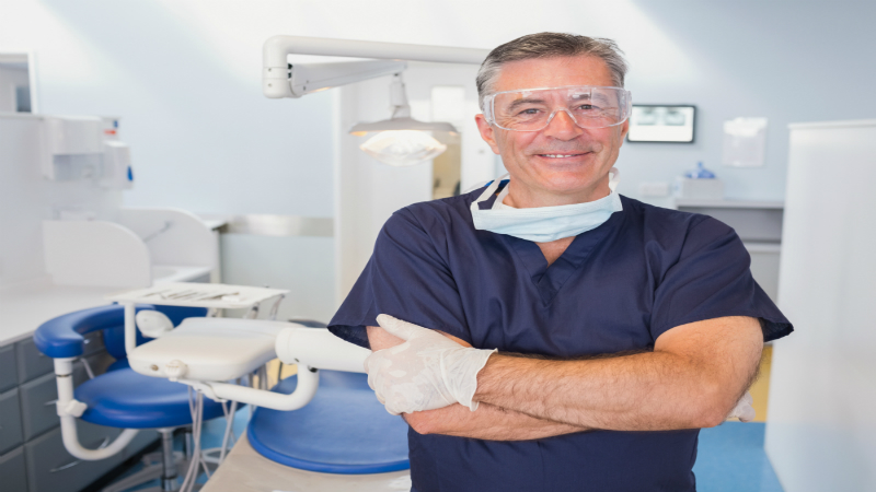 What Kinds Of Services Can A Patient Expect From A Dentist in Vernon Hills?