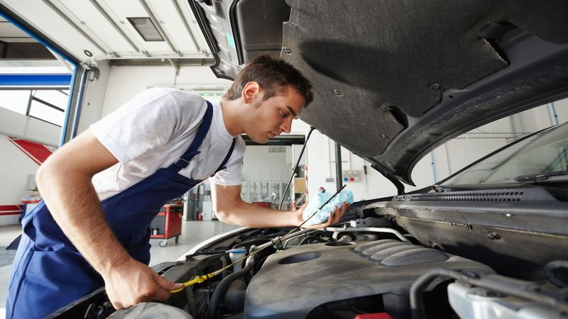 Signs That You Need an Auto Brake Repair Service in Columbia, MO
