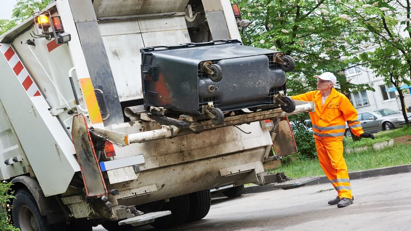 Using Services like Waste Management in Eugene for Your Business