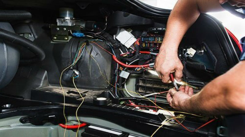 Signs Your Gilbert, AZ, Car Is Dealing With a Fuel System Problem