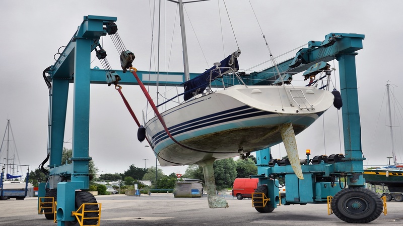 What Should You Consider Before Choosing Telehandler Rental Near Chicago?