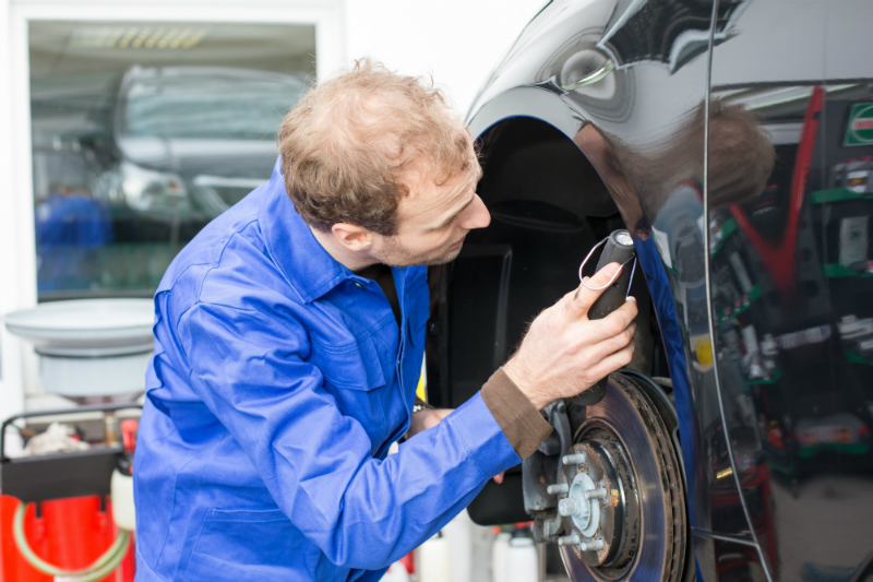 Why You Should Use a Professional Auto Body Repair Shop