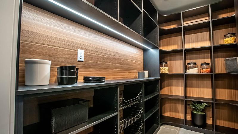 Speak to Talented Closet Builders Near Las Vegas to Get Assistance