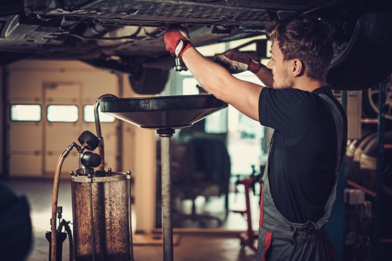 Experience Premium Repairs at Auto Body Shop in Glendale, AZ.