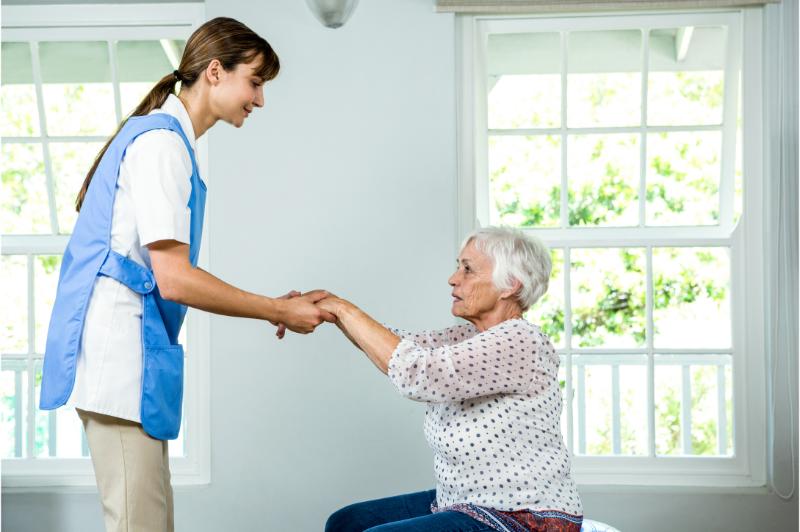 Benefits of Choosing a Short Term Rehabilitation Facility for Seniors