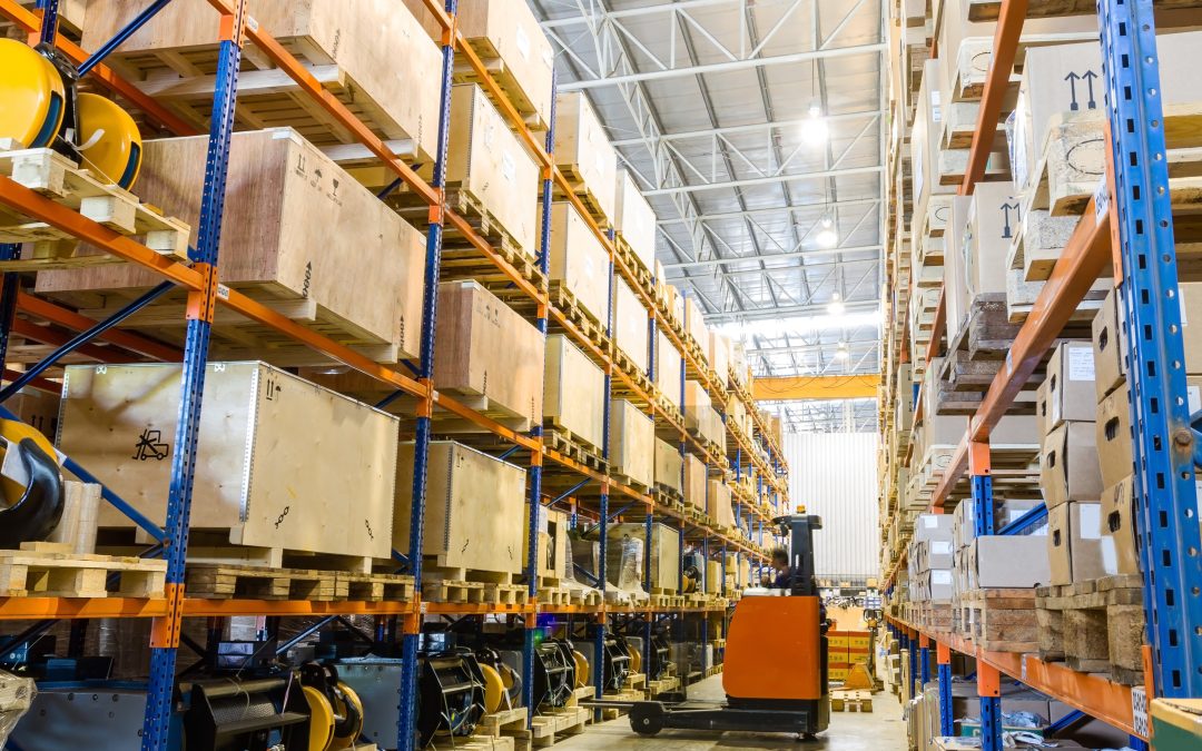 Maximizing Efficiency with Commercial Warehouse Storage Solutions