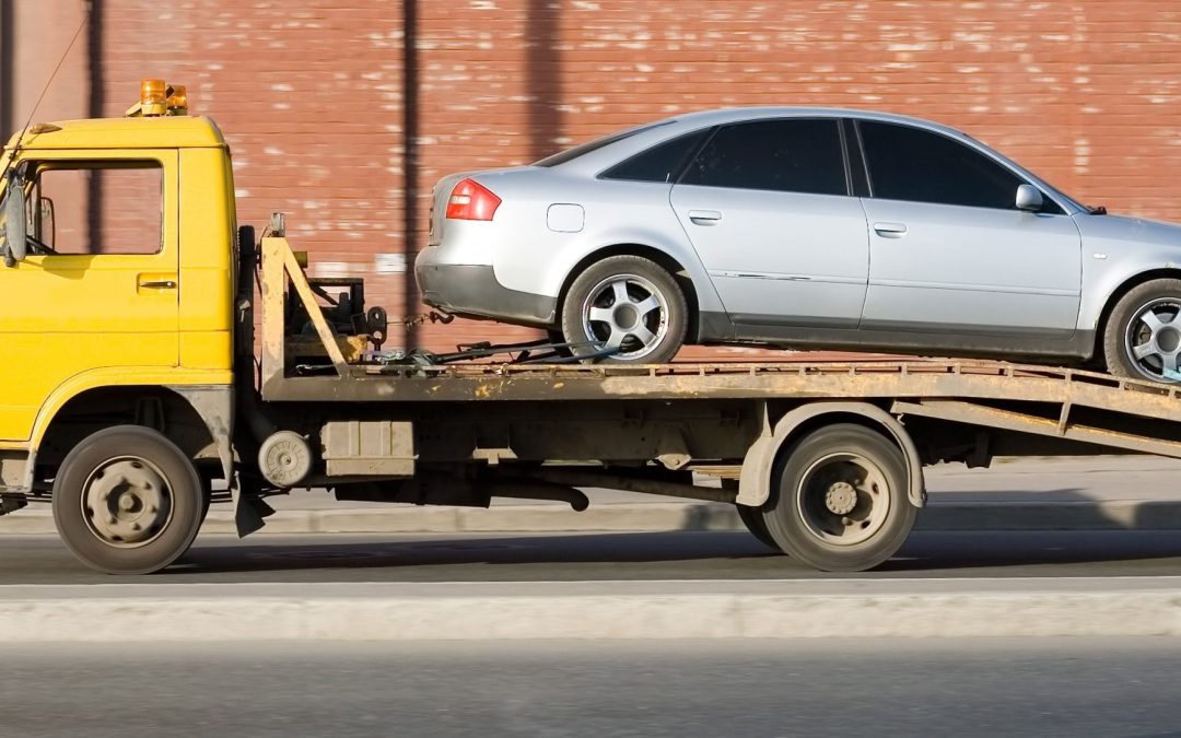 Heavy Duty Towing: Moving Big Rigs, Buses, and Heavy Equipment Safely