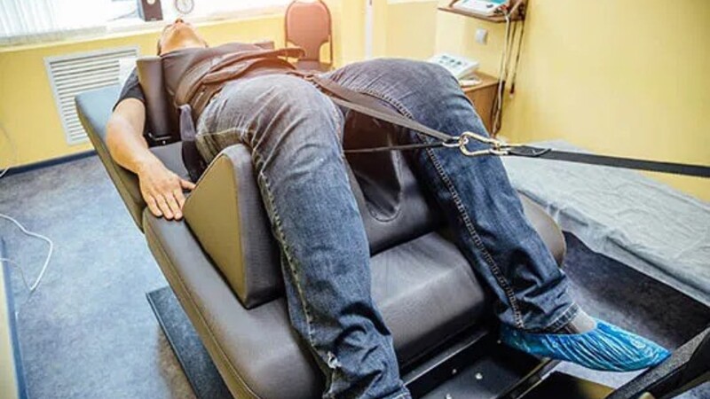 What to Expect During Your First Chiropractic Adjustment for Sciatica Pain Relief