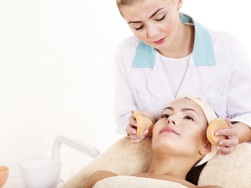 Achieve Radiant Skin with Microdermabrasion Facial Towson, MD Services Tailored for You