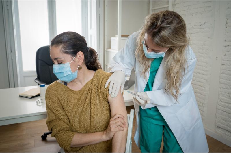 The Role of an Internal Medicine Physician in Managing Pulmonary & Cardiac Health
