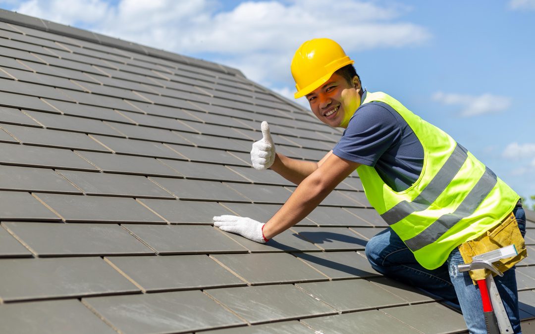 Choosing between an Independent Contractor or a Roofing Company in Glen Ellyn IL