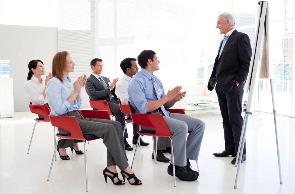 Professional Motivational and Keynote Speaker – Behind the Scenes of Crafting High-Impact Presentations