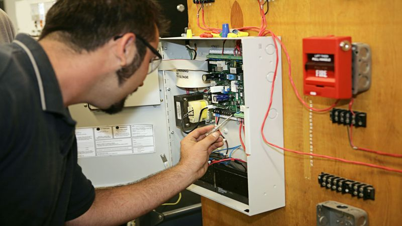 Find an Expert Electrician in Golden, CO Residents Trust for Quality Home Electrical Repairs